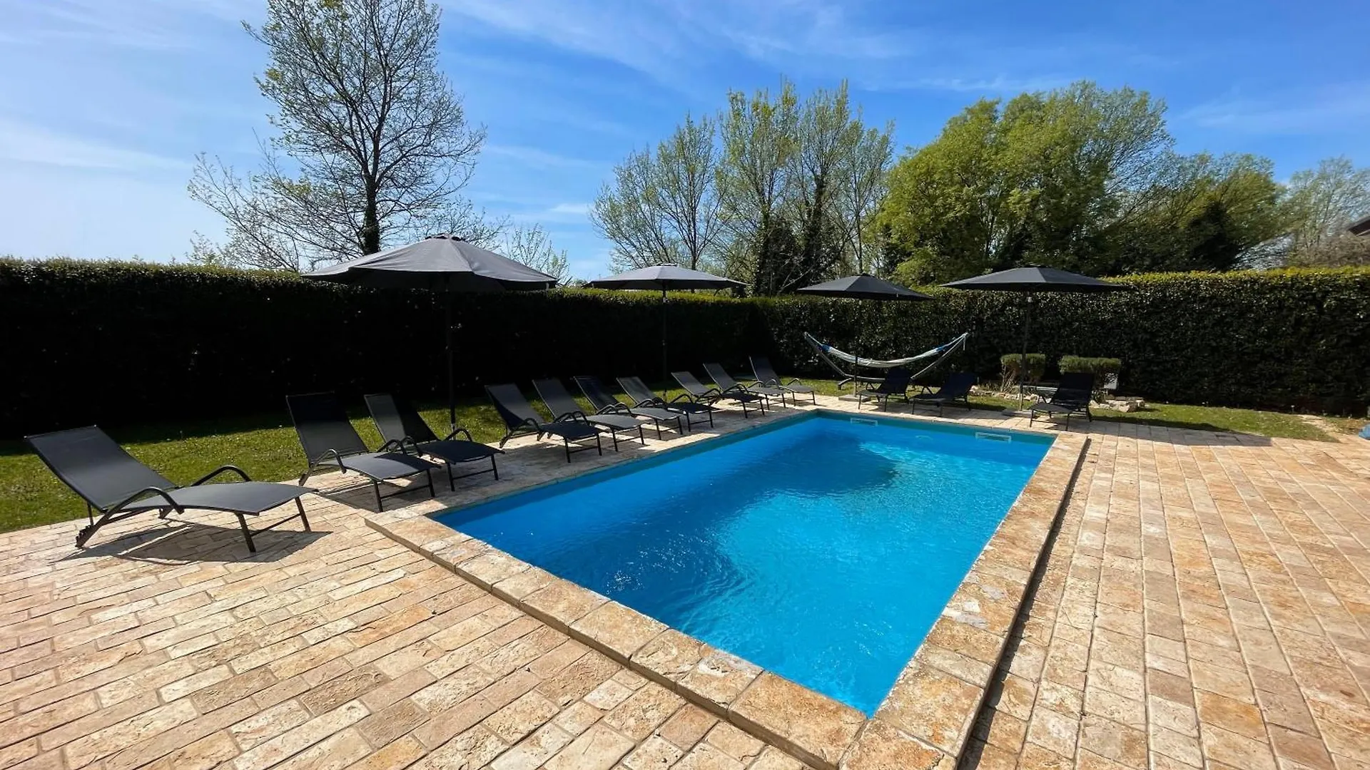 Villa Antonci-18, Pool, 3 Houses, Jacuzzi, Private Territory
