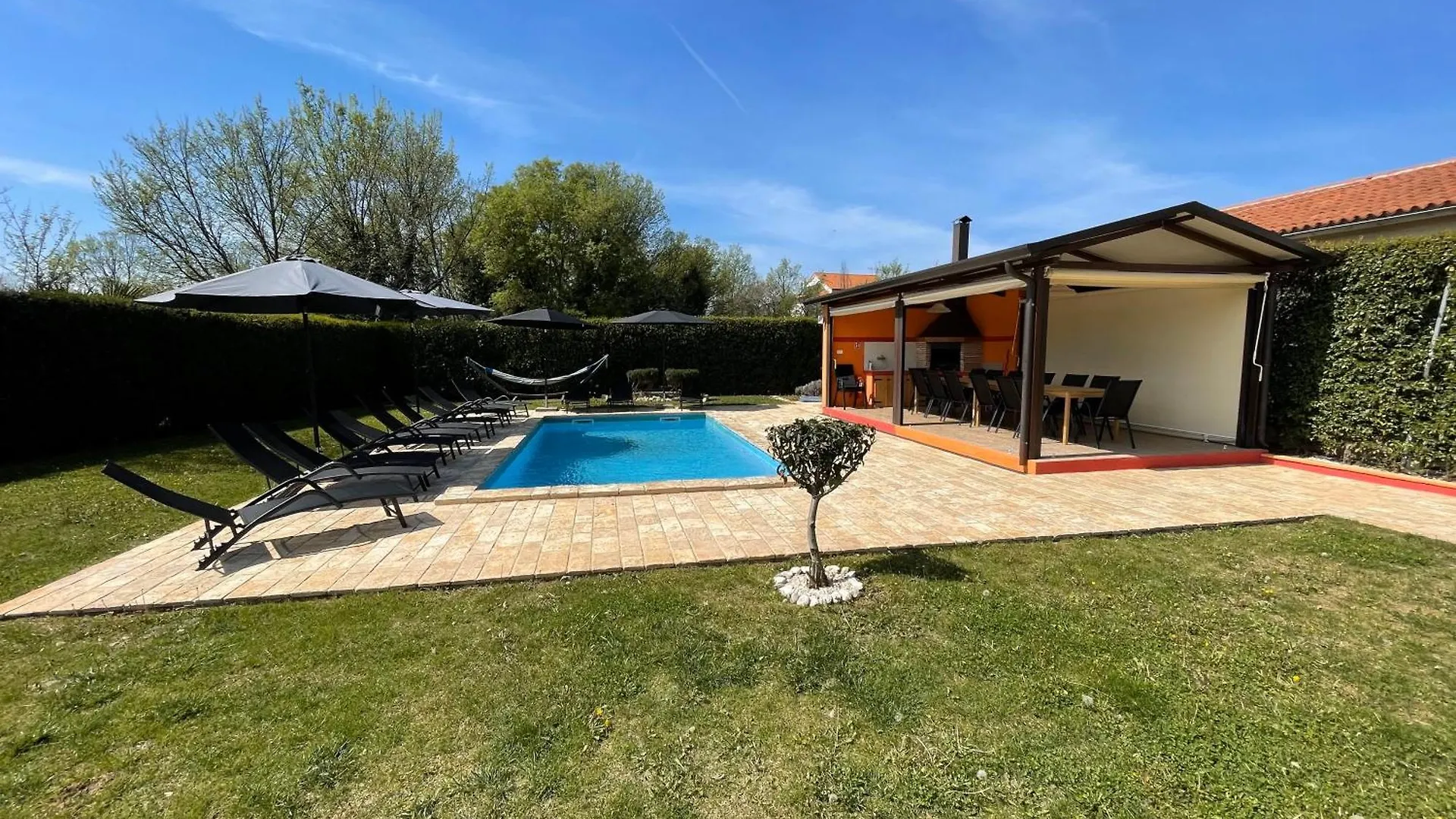 Villa Antonci-18, Pool, 3 Houses, Jacuzzi, Private Territory 0*, Antonci (Porec) Croatia